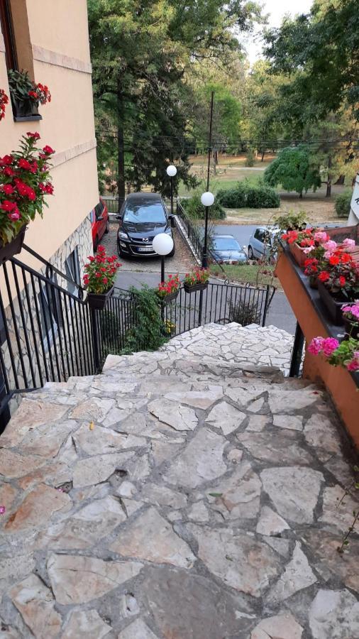 Apartman Modena Lux Vrnjacka Banja Luaran gambar